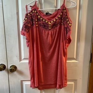 Flowy shirt with shoulder cut outs